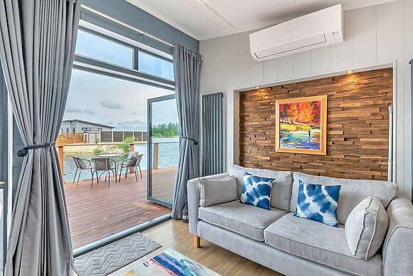 Lakeside Lodge in Tallington Lakes