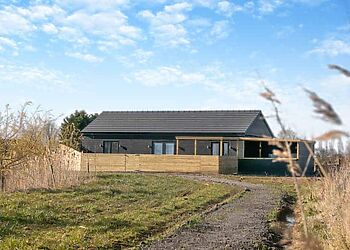 Lodge 2 at Fieldview Fishery