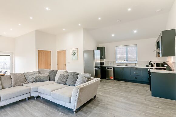 Lodge 2 at Fieldview Fishery