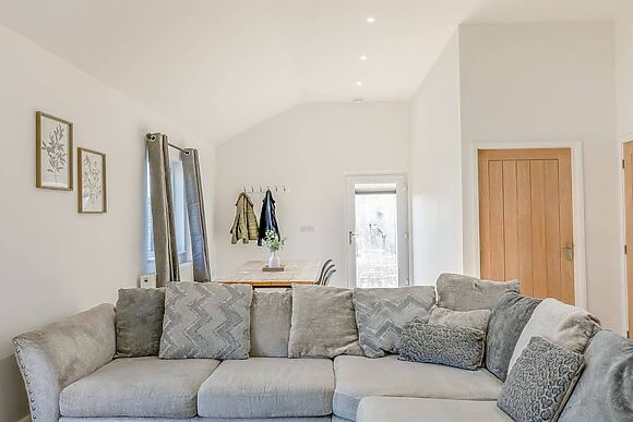 Lodge 2 at Fieldview Fishery