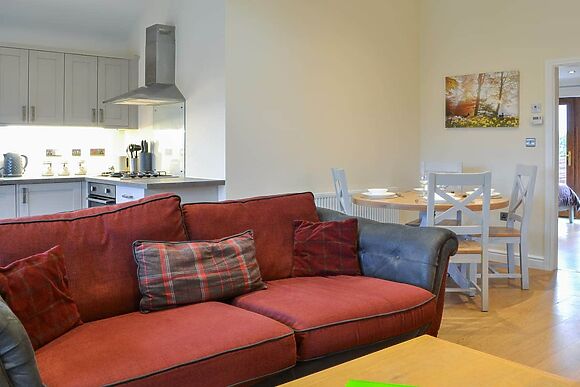 Hawthorne 19 in Fitling