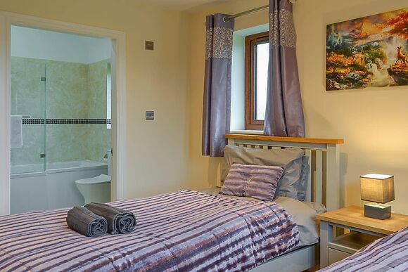 Hawthorne 19 in Fitling