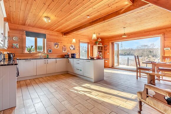 Malibu Lakehouse in Pentney Lakes