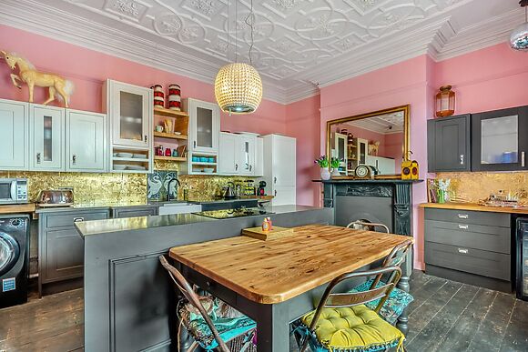 Greystonedale Mansion Holiday Retreat