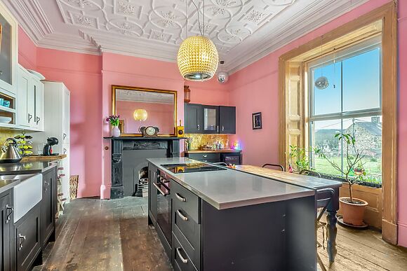 Greystonedale Mansion Holiday Retreat