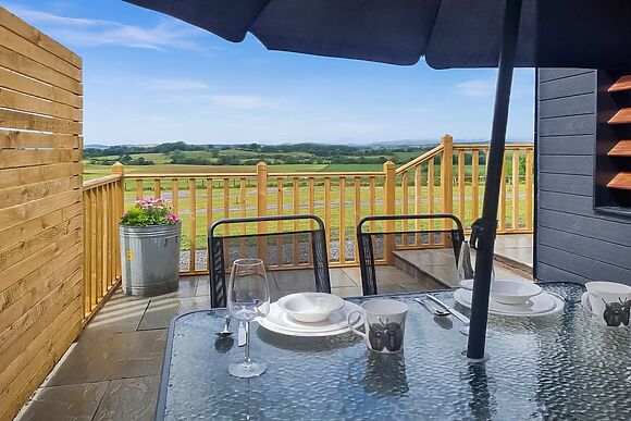 Tyan at Holmescales Lodges