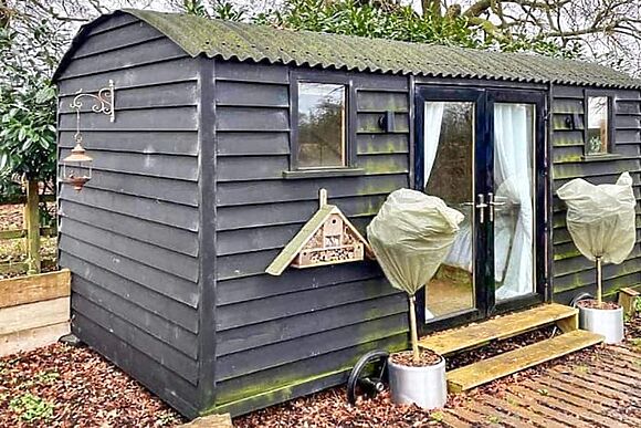 Coastal Views in Hardwood Dale