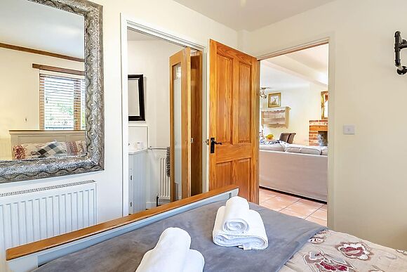 Ash at Chestnut Tree Barns