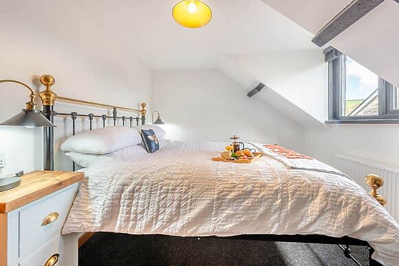 Cwtch Honey at Gaer Cottages