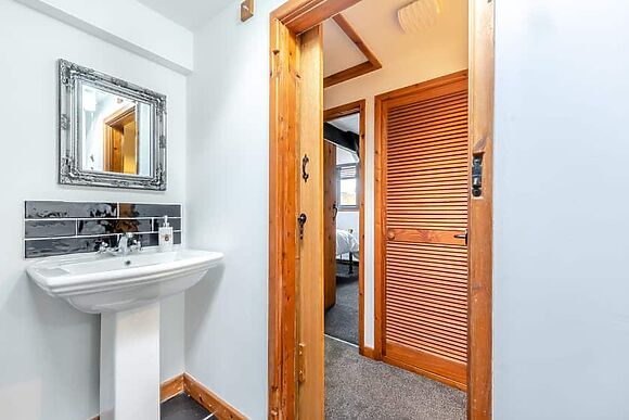 Cwtch Honey at Gaer Cottages