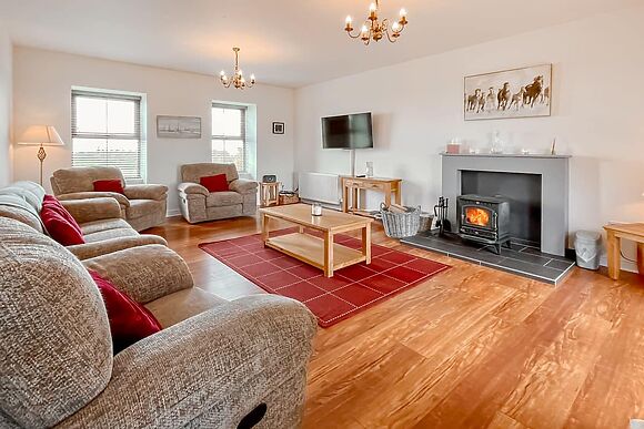 Jasmine Cottage in Montrose