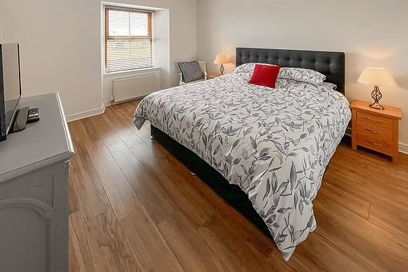 Jasmine Cottage in Montrose