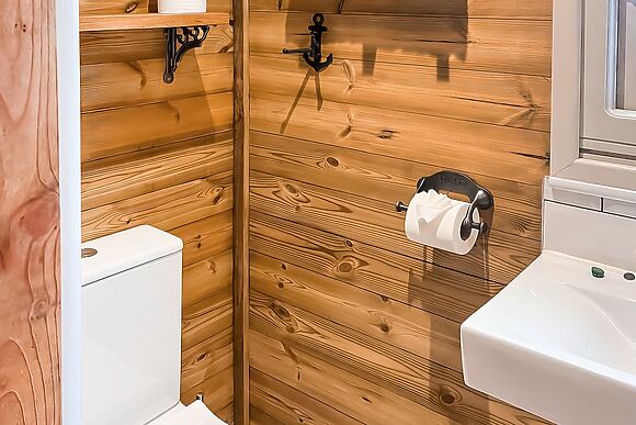 Ty'r Bugail Shepherds Hut