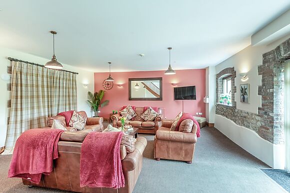 Helena at The Victorian Barn