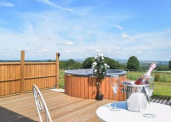 Sky Lark Lodge