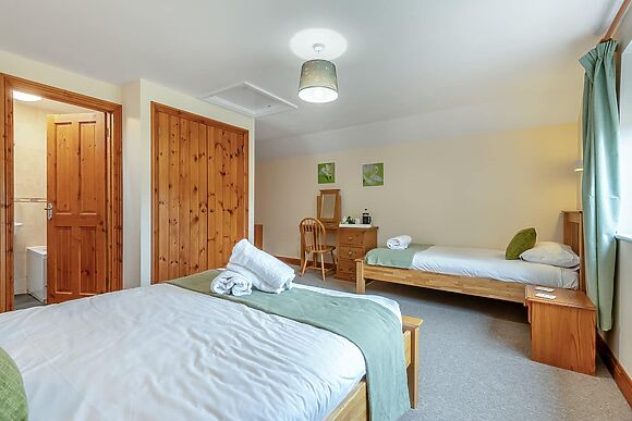 Jasmine at The Victorian Barn