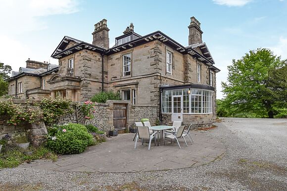 Escowbeck House