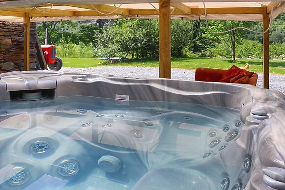 Plas Isaf in Betws Garmon