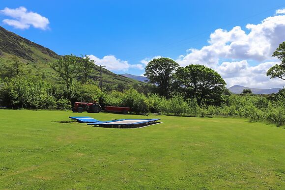 Plas Isaf in Betws Garmon