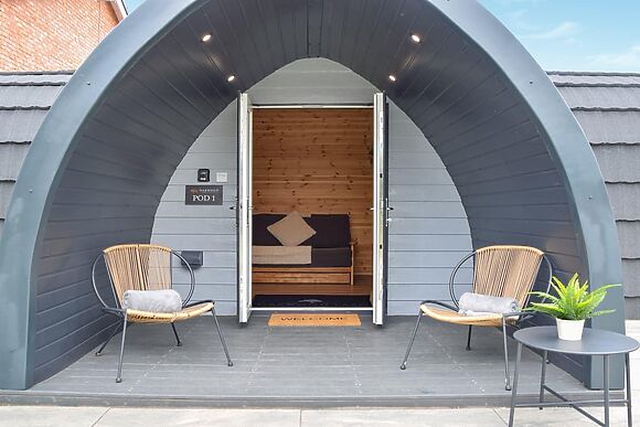 Glamping Pod 1