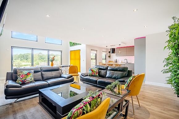 Micklemore Lakes & Lodges