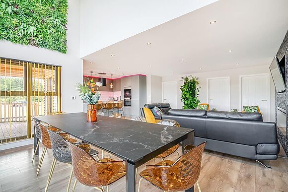 Micklemore Lakes & Lodges