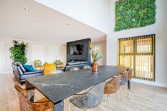 Micklemore Lakes & Lodges