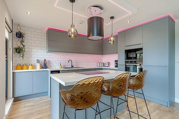 Micklemore Lakes & Lodges