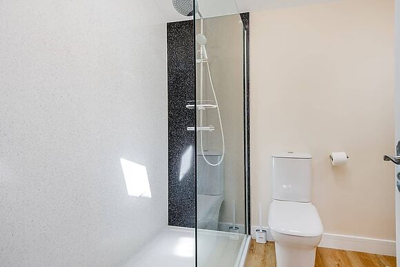 Hollywood at The Victorian Barn