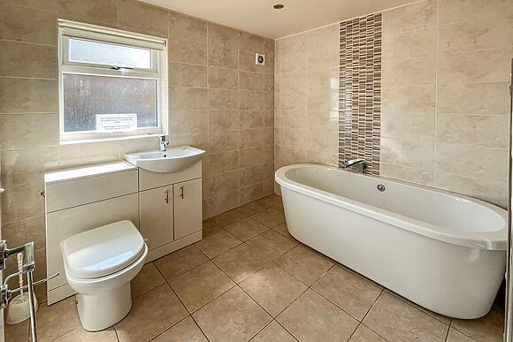 Jasmine at James Ville Marina