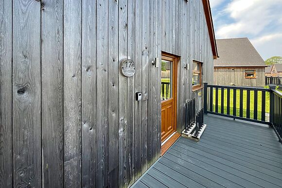 Jasmine at James Ville Marina