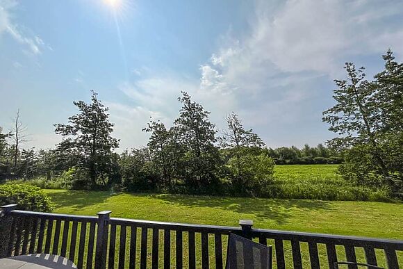 Jasmine at James Ville Marina