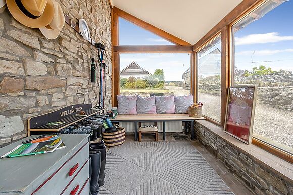 Hay Boathouse/Maes-y-Caer