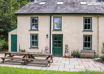Farm House at Llandeilo Retreats