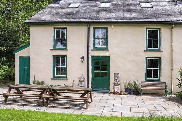 Farm House at Llandeilo Retreats