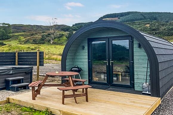 Islay Pod