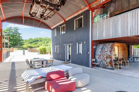 Rusty Barn in Gloucester