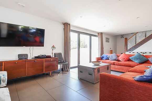 Rusty Barn in Gloucester