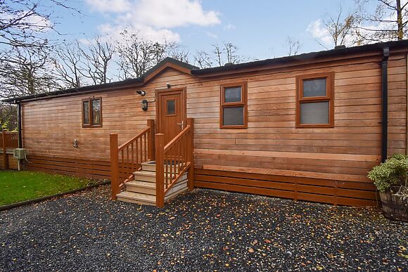 Bluebird Lodge 2