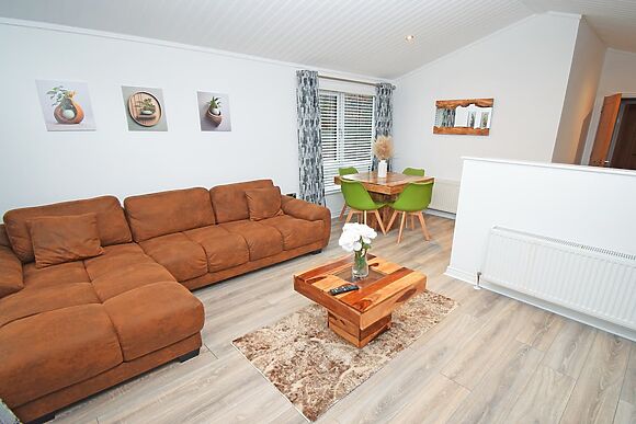 Bluebird Lodge 2