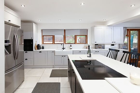 Blackthorn House