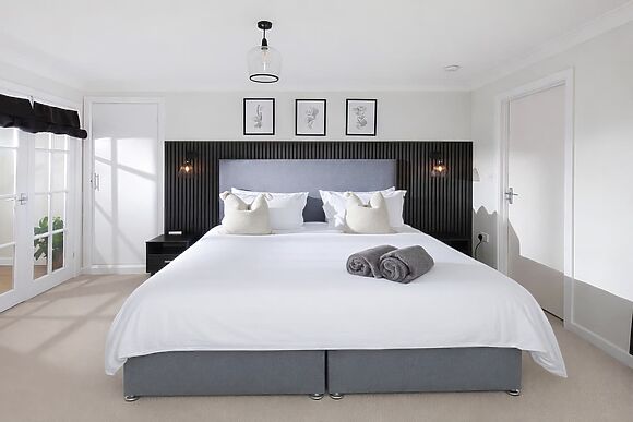 Blackthorn House