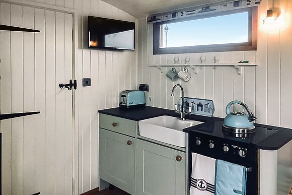Bea's Shepherds Hut