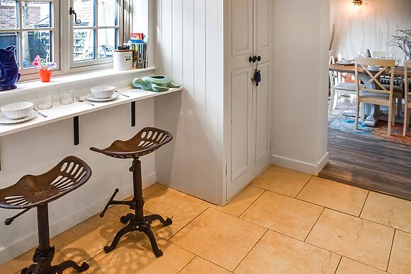 Periwinkle Cottage