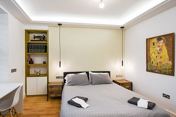 The Lily Apartment 2