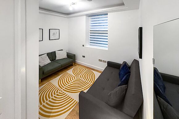 The Lily Apartment 1