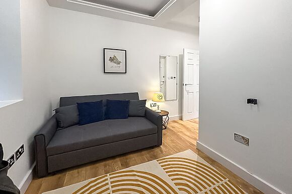 The Lily Apartment 1