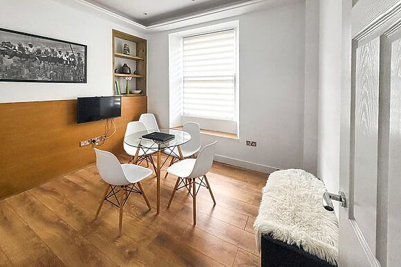 The Lily Apartment 1