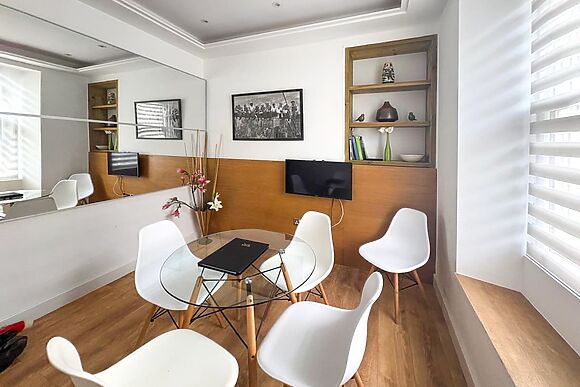 The Lily Apartment 1