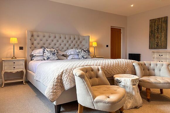 West House At Saddle Room